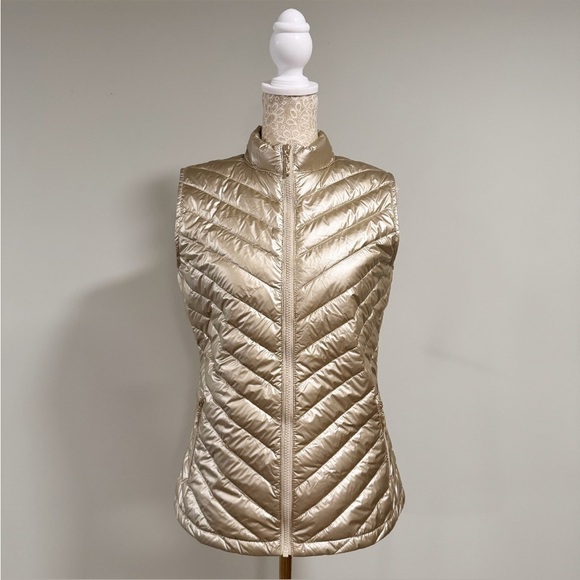 NWOT J.McLaughlin Metallic Gold Goose Down Lumi Vest Size Small - Picture 4 of 16